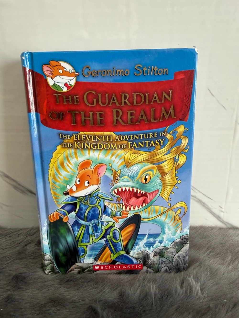 Scholastic Geronimo Stilton The Guardian of the Realm - Blue, Red, Yellow, Green